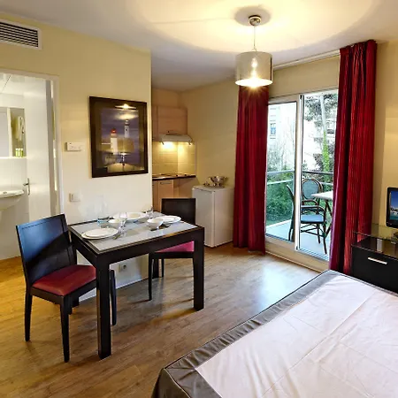 酒店 Appart'Hotel Odalys City - Antibes Olympe 3*