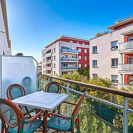 Odalys - Olympe 3* Antibes