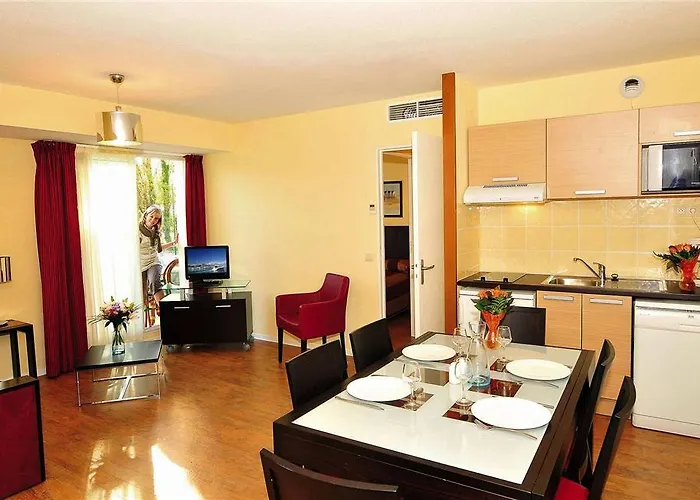 Odalys Olympe Антіб